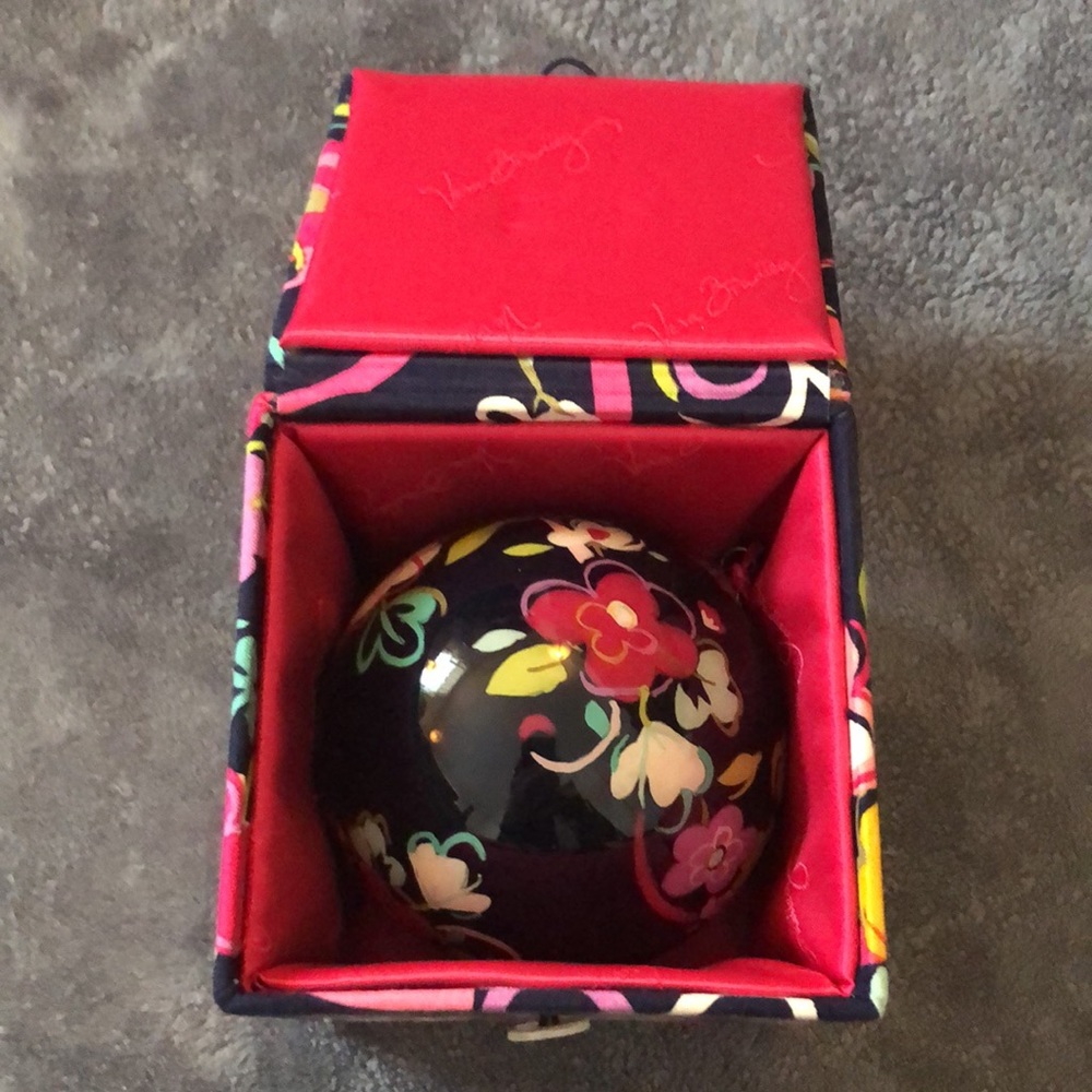 NIB Vera Bradley Ornament